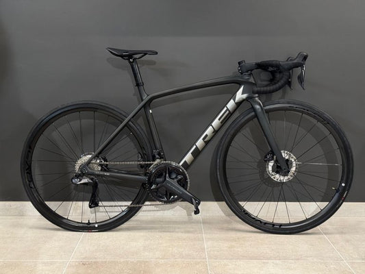 Trek Emonda Slr 2023 usata — vista laterale