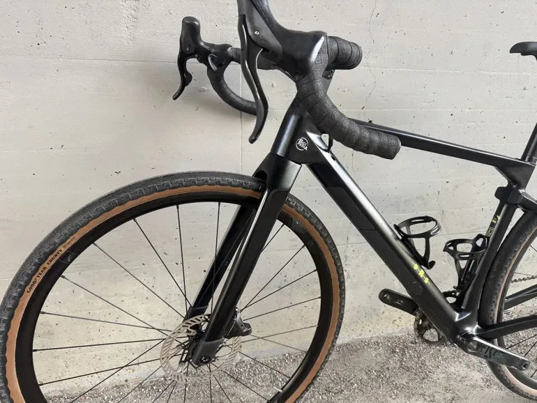 BMC Urs 01 — gruppo Campagnolo Ekar, taglia S