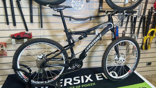 Cannondale Rz Oneforty 2012 usata — vista laterale