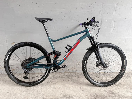 Lapierre Zesty 4.9 Tr 2023 usata — vista laterale