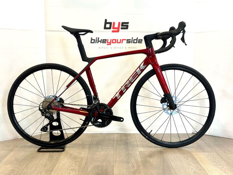 Trek Madone Sl 5 Gen 8 2025 usata — vista laterale
