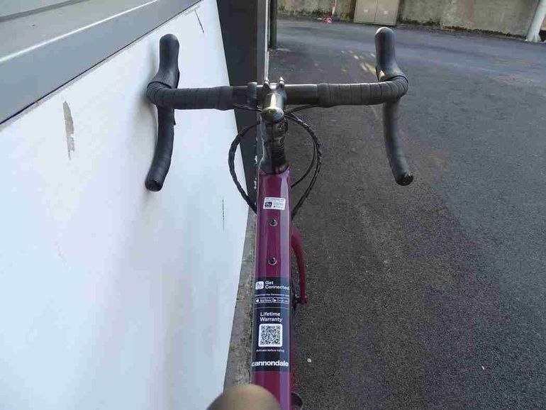 Cannondale Synapse Carbon 3 L 2022 usata — dettaglio