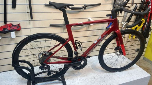 Cannondale Supersix Evo Carbon 2 2026 usata — vista laterale
