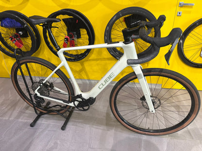 Cube Nuroad Hybrid C:62, Race 400x 2025 usata — vista laterale