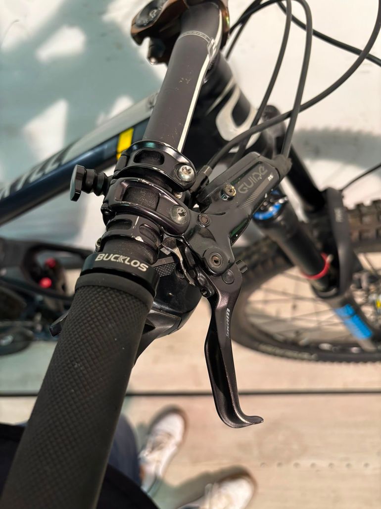 Cannondale Jekyll 2015 usata — dettaglio