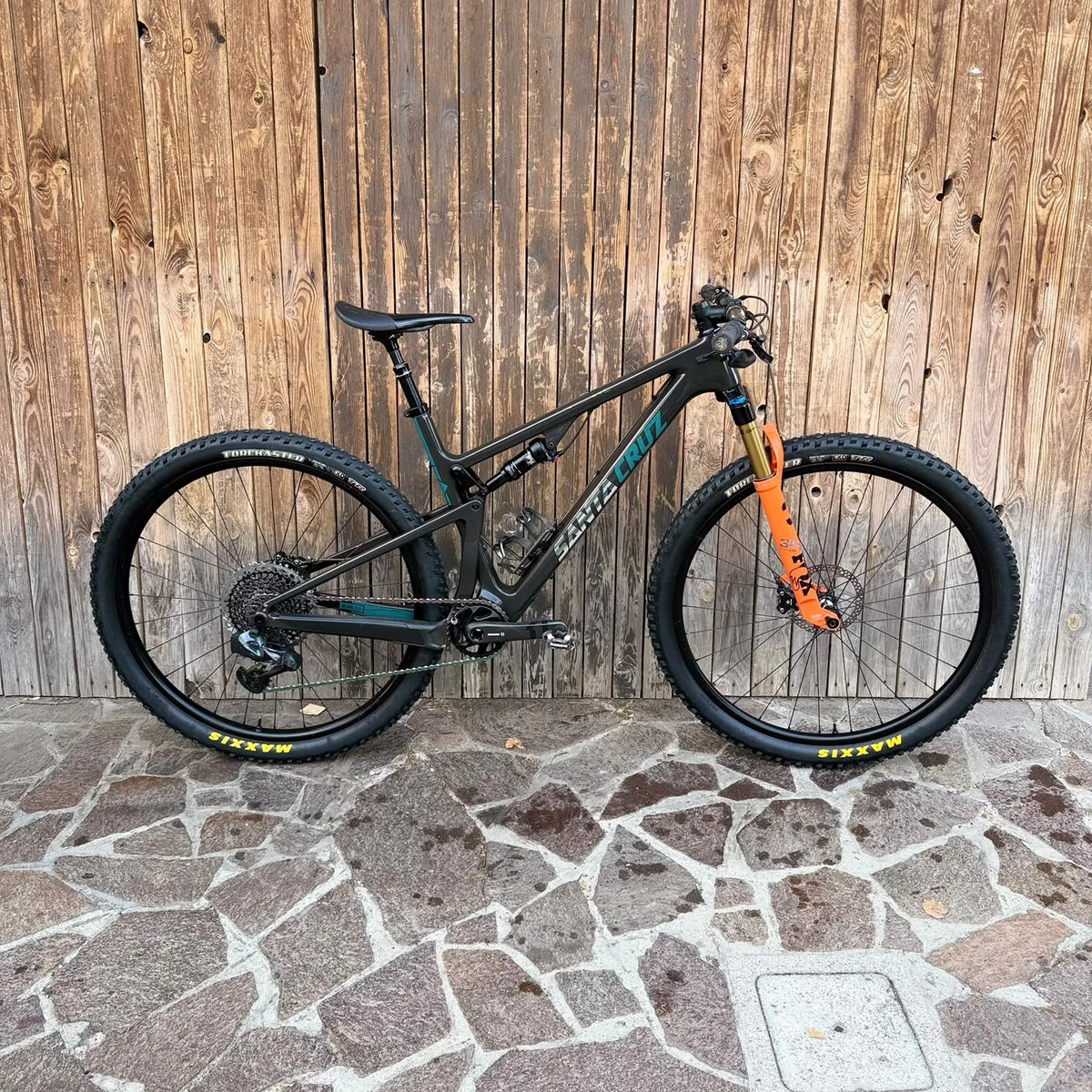 Santa Cruz Blur Cc 2021 usata — vista laterale