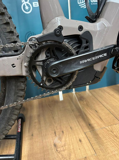 Focus Jam² 6.9 2023 — Bici usata