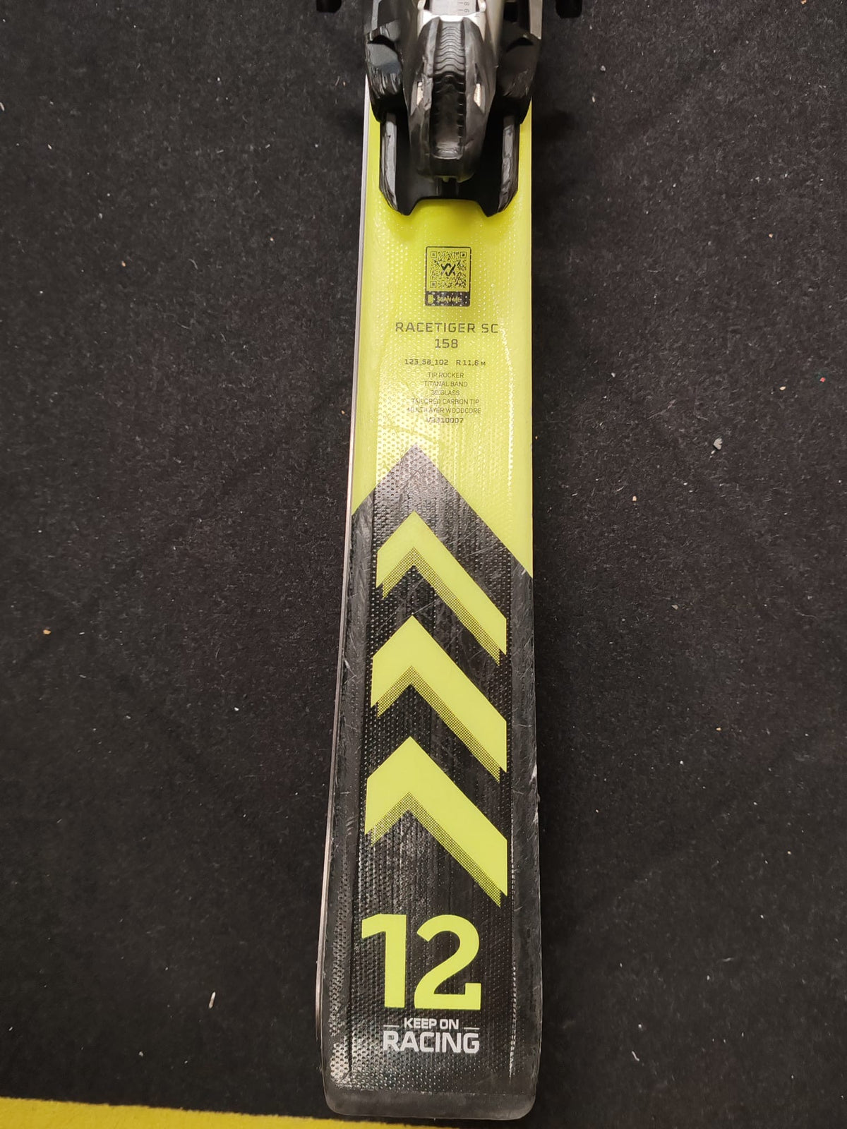 Volkl Racetiger SC Black — attacco VMotion 3, Buone condizioni