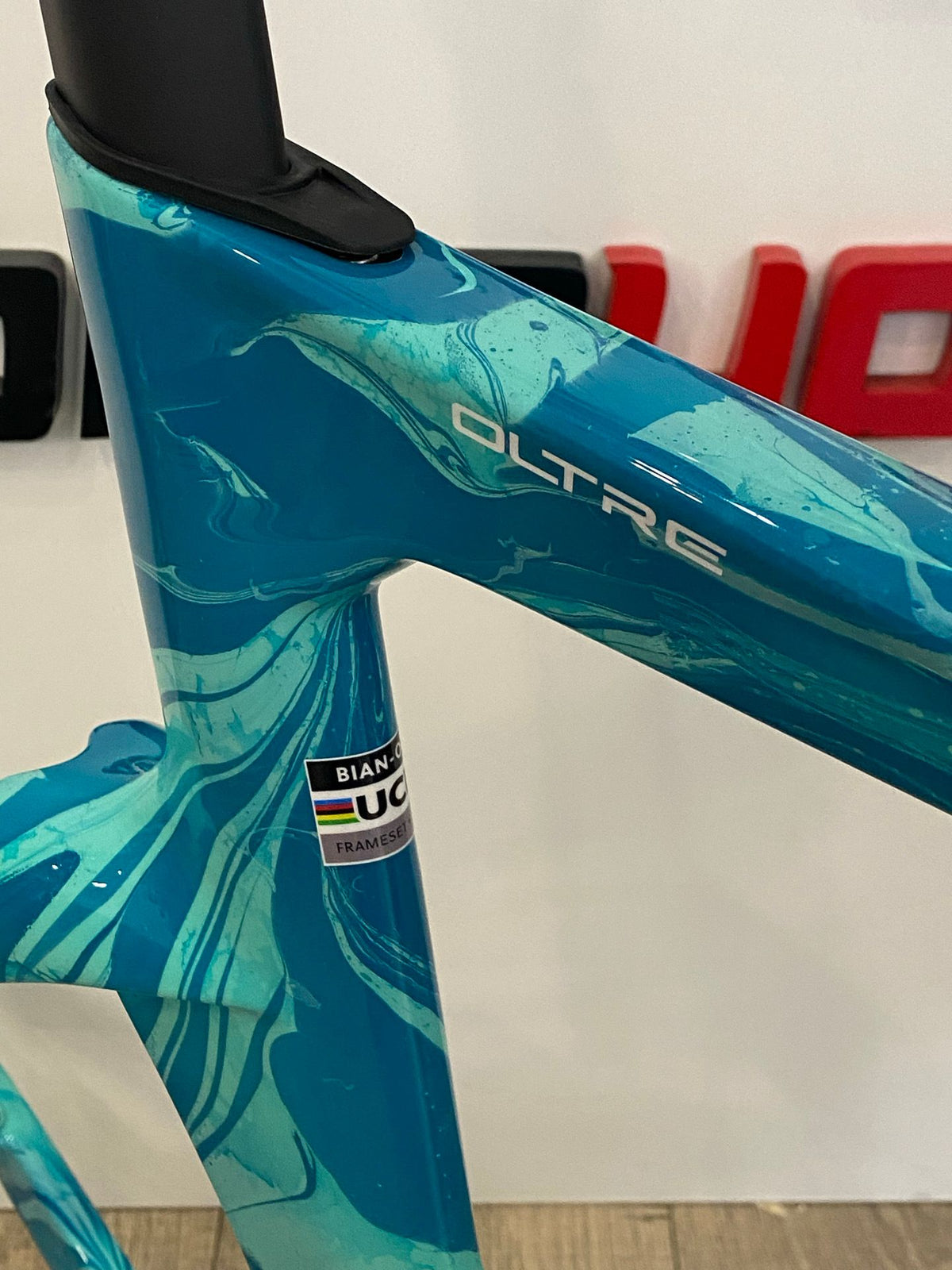 Bianchi Oltre Rc Founder Edition — telaio in Carbonio, Nuovo
