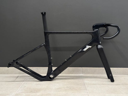 3T Racemax Italia Project X 2025 usata — vista laterale