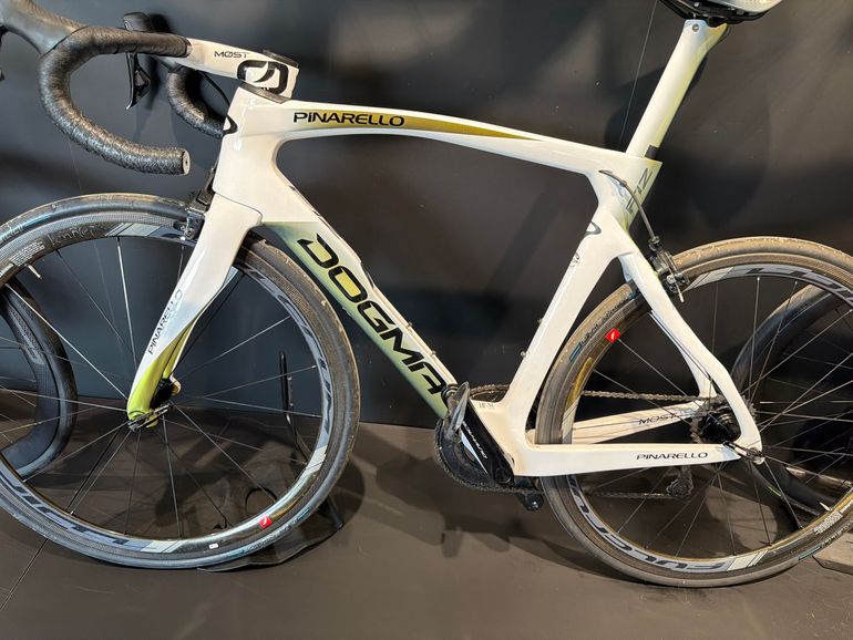 Pinarello Dogma F12 Rim 2022 usata — dettaglio