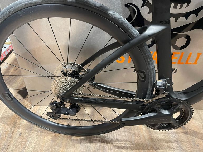 Pinarello F7 — gruppo Shimano Ultegra Di2, taglia 56 cm