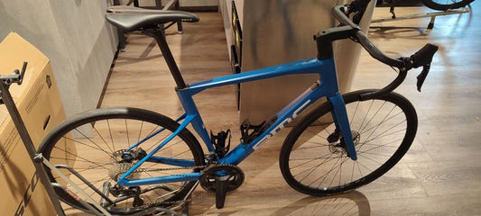 BMC Roadmachine Two 2024 usata — vista laterale