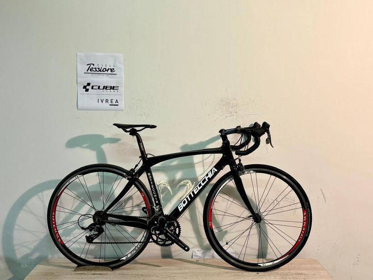 Bottecchia 8avio Ultimate usata — vista laterale