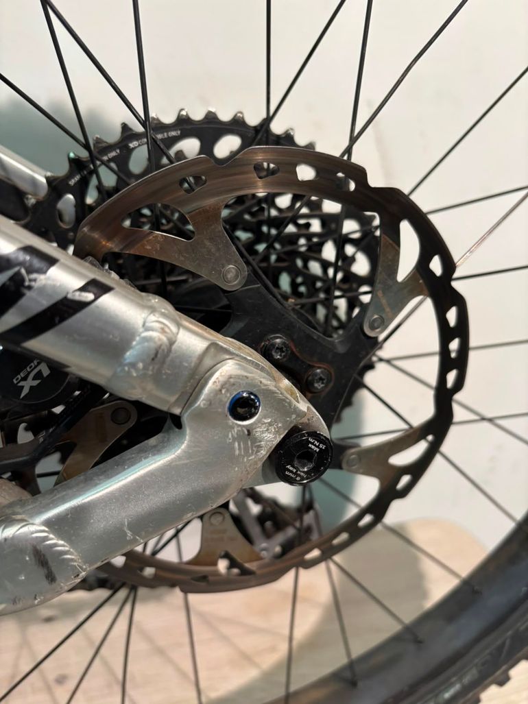 Commencal Meta Am V4.2 New Zealand — telaio in Alluminio, Buone condizioni