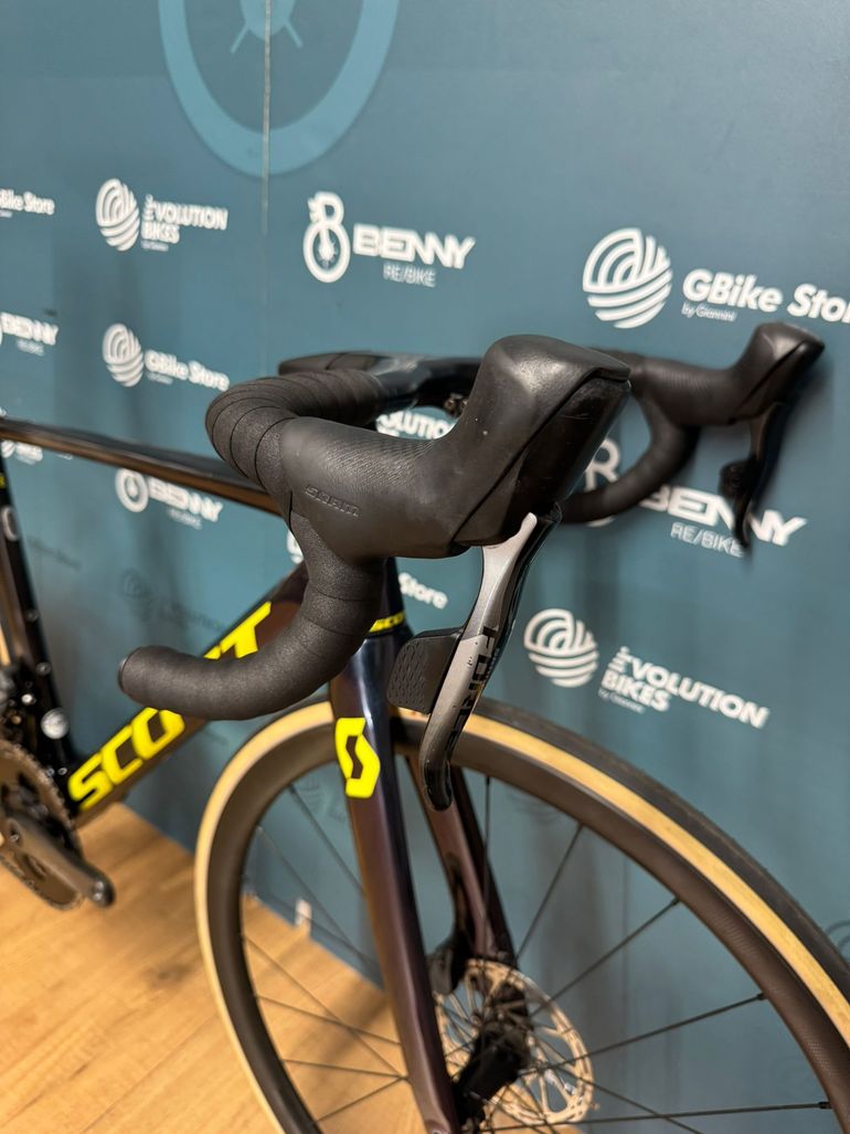 Scott Addict Rc Pro 2023 usata — dettaglio