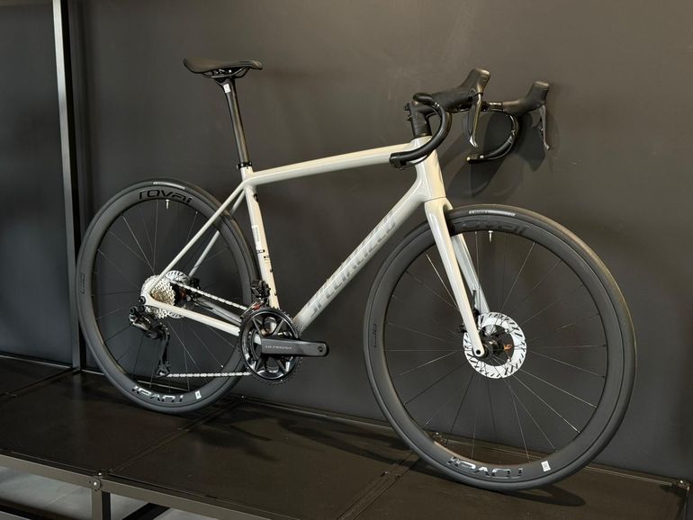 Specialized Aethos 2 Expert — gruppo Shimano Ultegra Di2, taglia 54