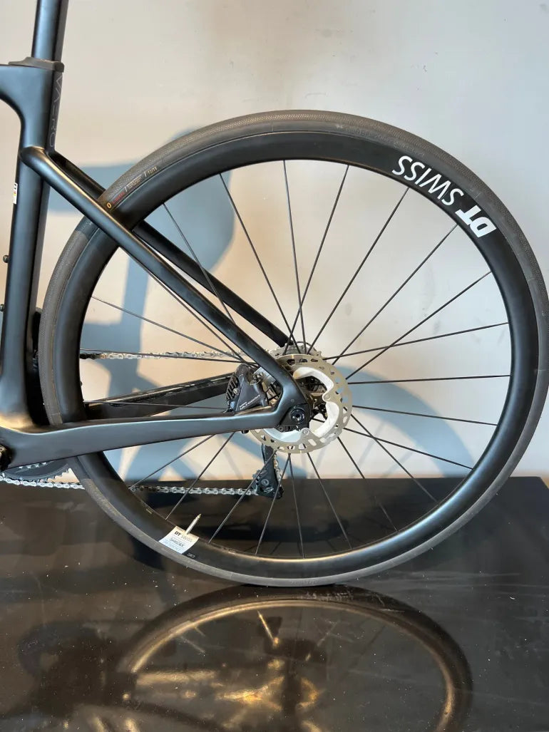 Whistle Custom 2025 usata — dettaglio
