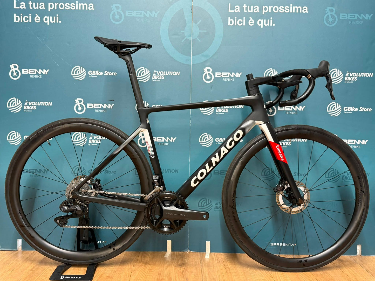 Colnago V4rs 2024 usata — vista laterale