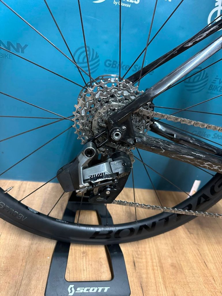 Focus Izalco 2022 usata — dettaglio
