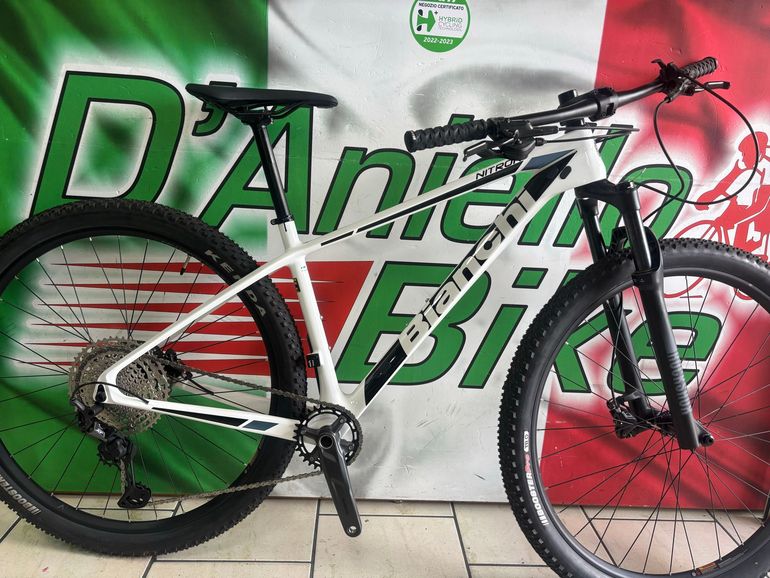 Bianchi Nitron 9.3 Xt/Slx 2025 usata — vista laterale