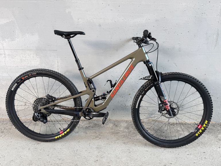Santa Cruz Tallboy C Rsv 2022 usata — vista laterale