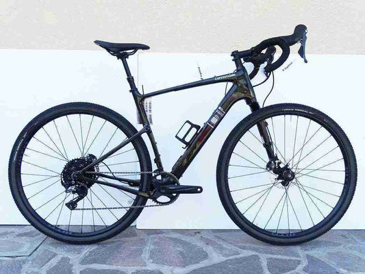 Cannondale Topstone Carbon 2 Lefty 2024 usata — vista laterale