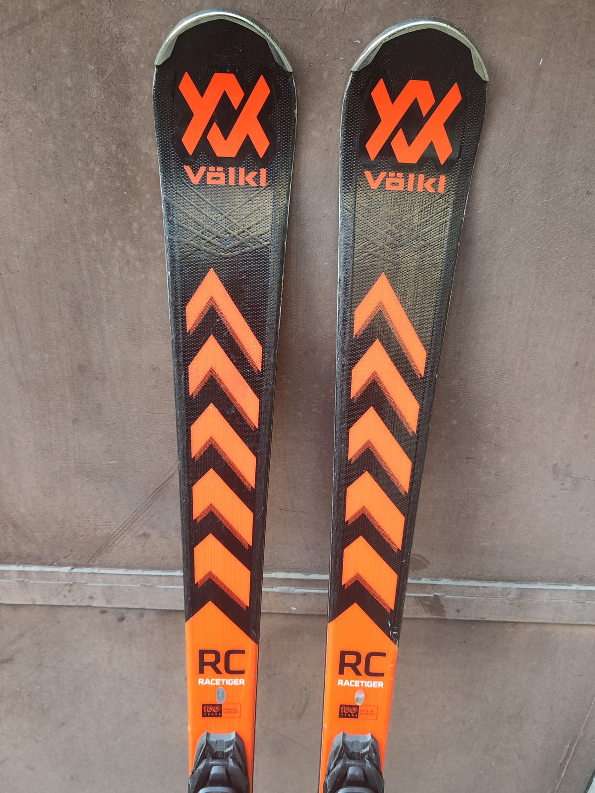 Volkl Racetiger RC Black 2024 usato — dettaglio