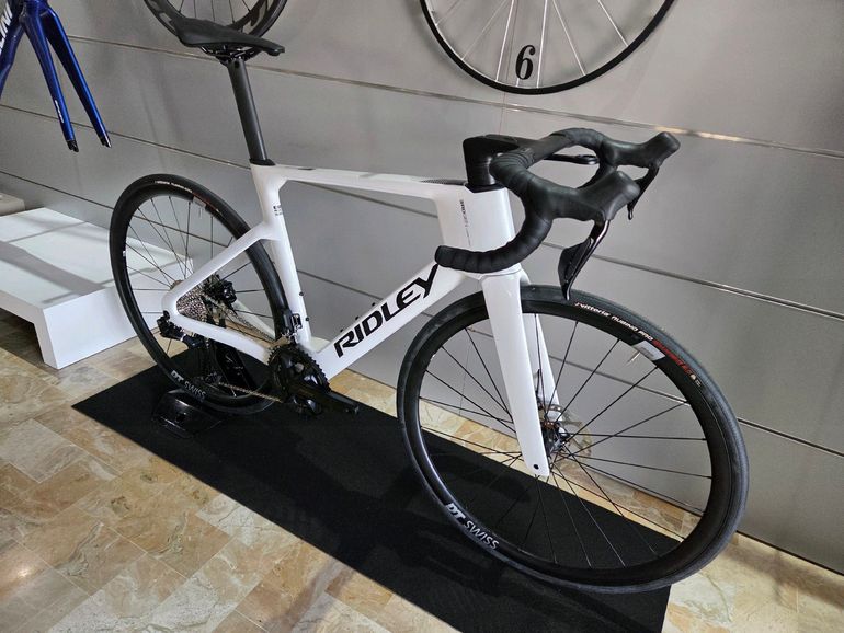 Ridley Noah 3.0 — gruppo Shimano 105 Di2, taglia S