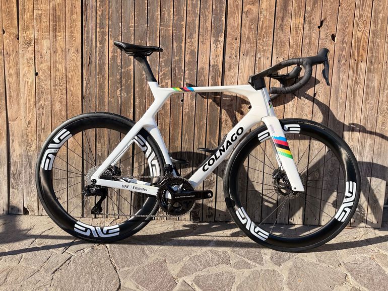 Colnago Y1rs 2026 usata — vista laterale