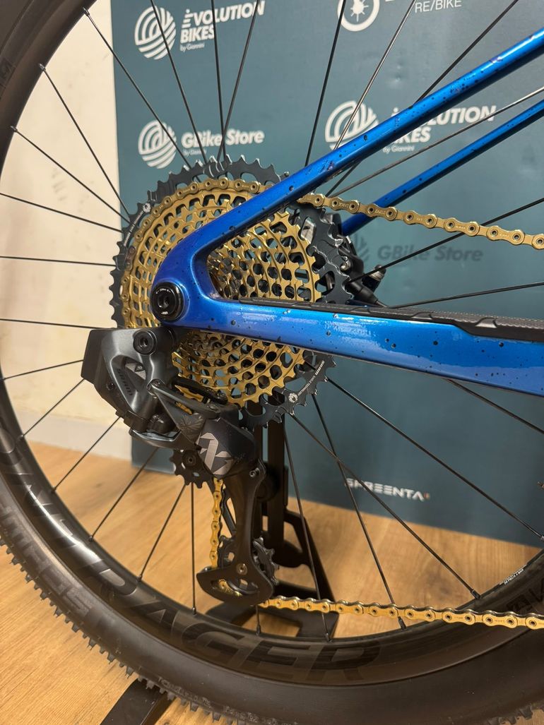 Trek Supercaliber 9.8 2023 usata — dettaglio