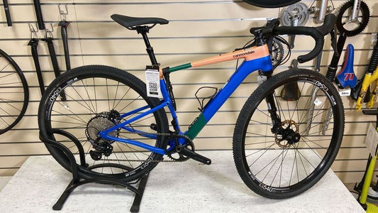 Cannondale Topstone Carbon 2 Lefty 2024 usata — vista laterale