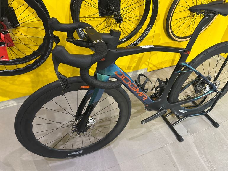 Pinarello Dogma 2027 usata — dettaglio