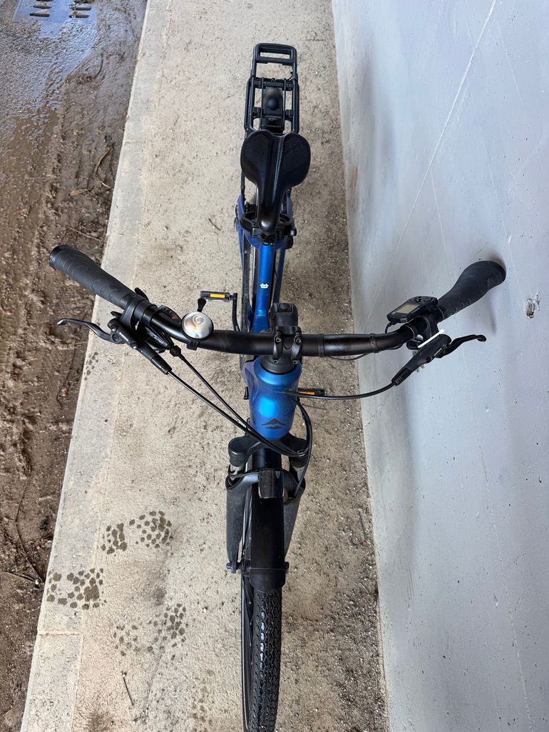 Merida Espresso City 400 Eq 2023 usata — dettaglio