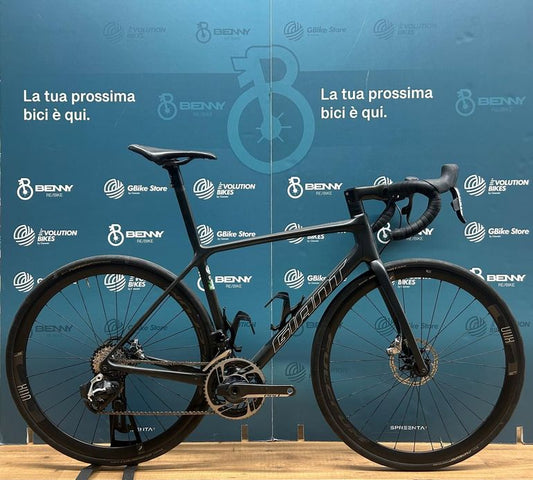 Giant Tcr Advanced 0 2022 usata — vista laterale