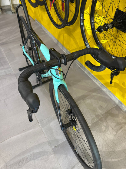 Bianchi Specialissima Ultegra 2020 — Bici usata