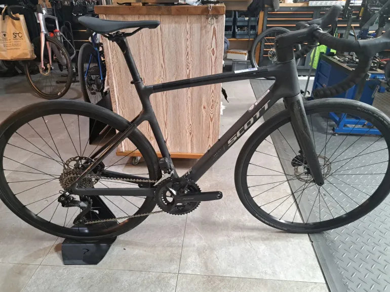 Scott Addict 40 2025 usata — dettaglio