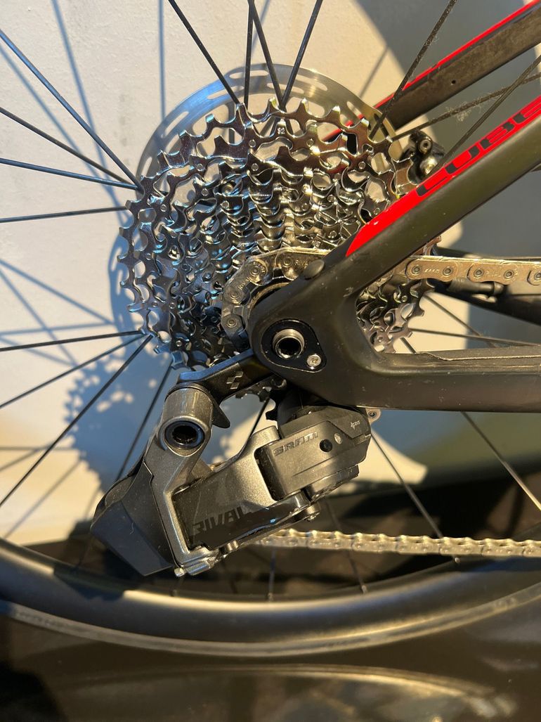 Cube Litening 2023 — Bici usata