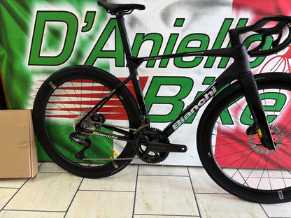 Bianchi Specialissima 2026 usata — vista laterale