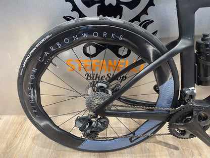 Pinarello Dogma F Wrl — gruppo Campagnolo Super Record EPS, taglia 53