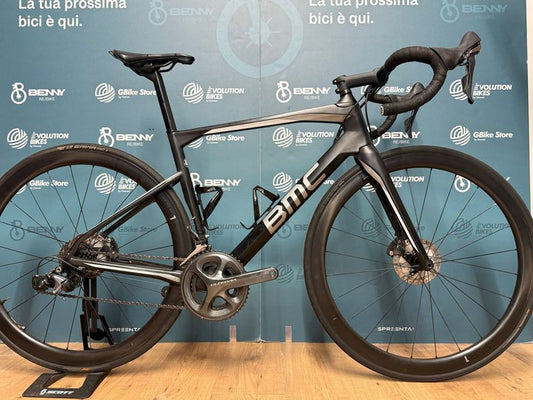 BMC Roadmachine 2020 usata — vista laterale