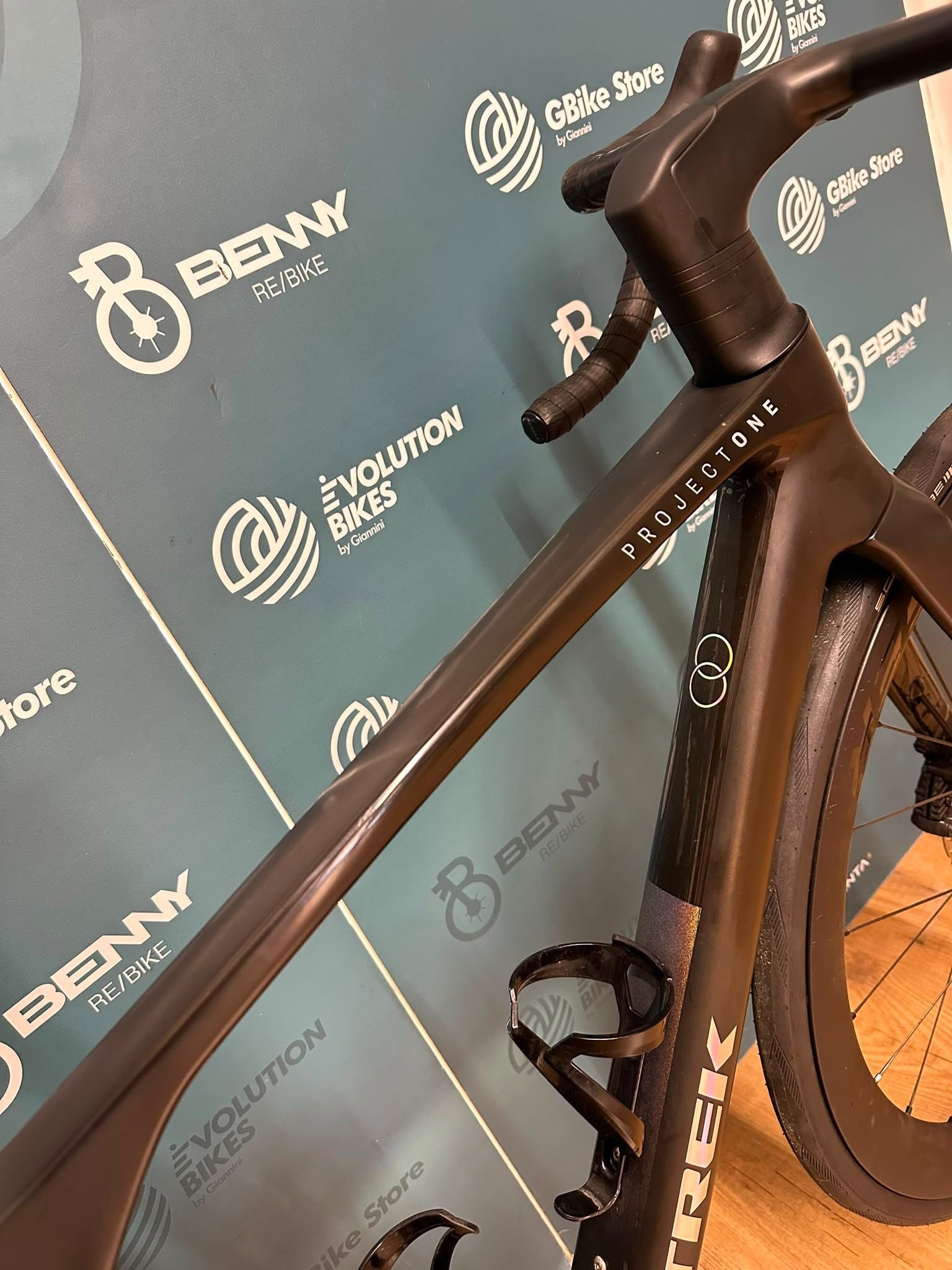 Trek Madone Slr 7 Gen 8 2026 usata — dettaglio