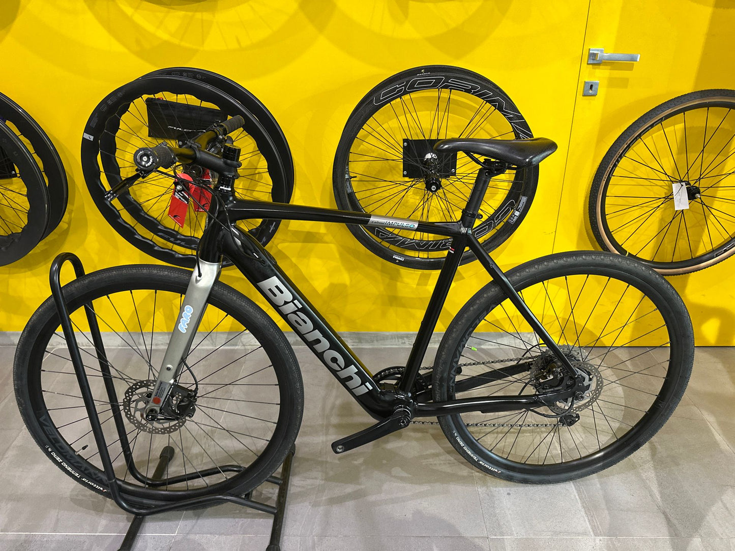 Bianchi E-Impulso Tourer 2023 — Bici usata