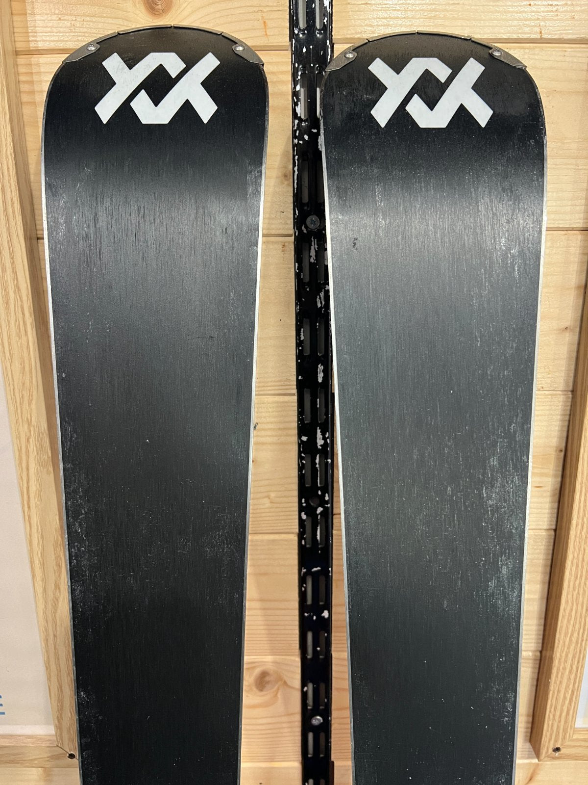Volkl Racetiger RC Black 2026 usato — dettaglio