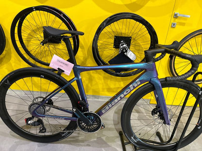 Bianchi Specialissima Pro — gruppo SRAM Force eTap AXS, taglia 50