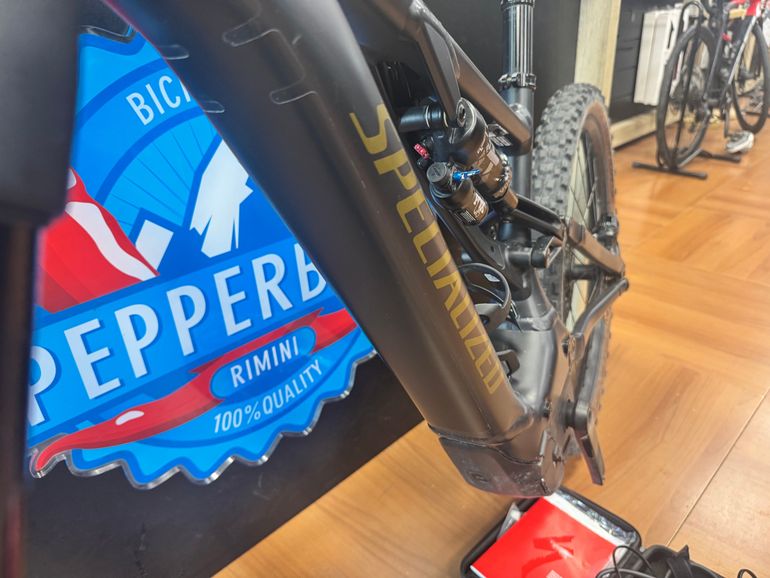 Specialized Turbo Levo Comp Alloy 2022 — Bici usata