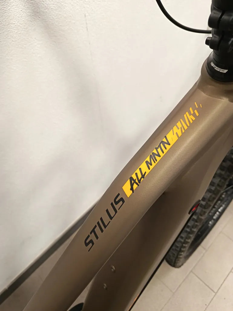 DECATHLON Stylus Almnt 2022 usata — dettaglio