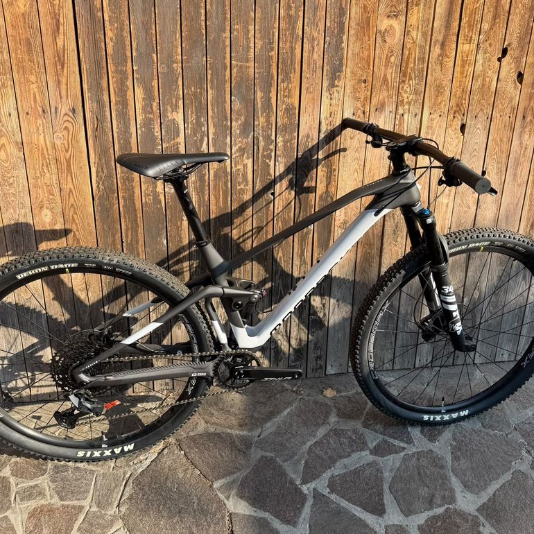 Mondraker F-Podium 2023 usata — dettaglio