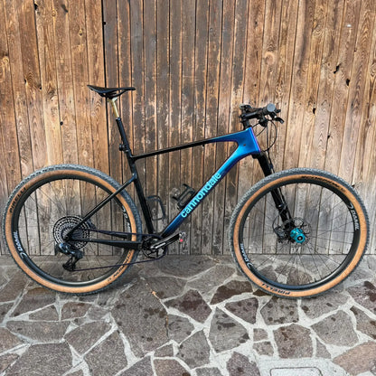 Cannondale Scalpel Ht Carbon 1 2023 usata — vista laterale