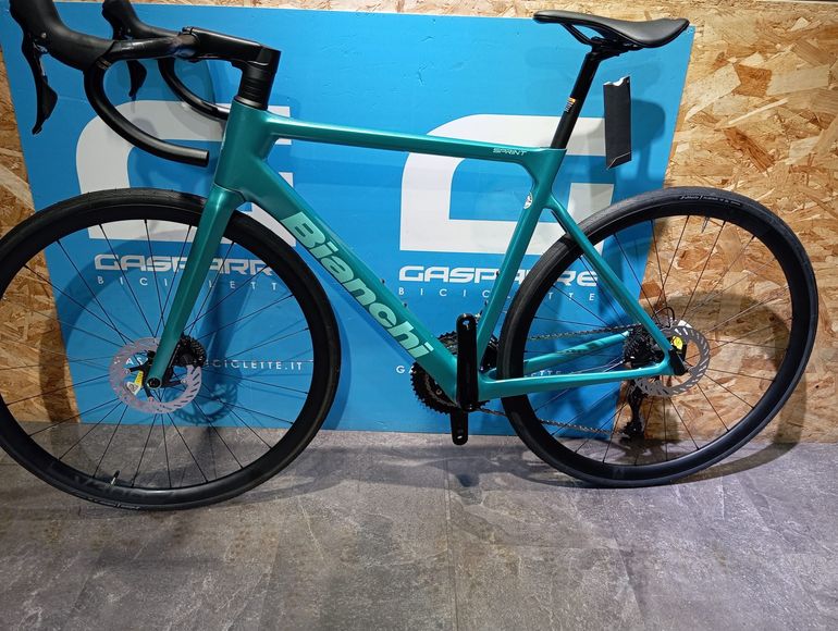 Bianchi Sprint — gruppo Shimano 105, taglia 53 cm